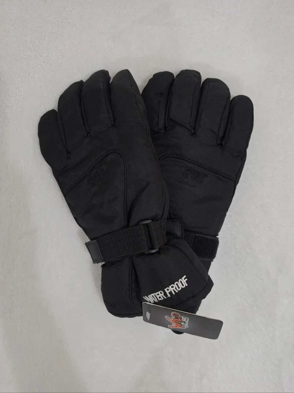 Wild Wear Waterproof Fleece Lined Winter Ski Gloves in Black Size M